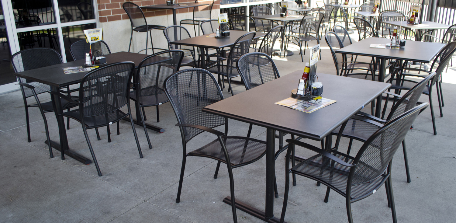 Commercial Outdoor Dining Furniture | Outdoor Restaurant Furniture for